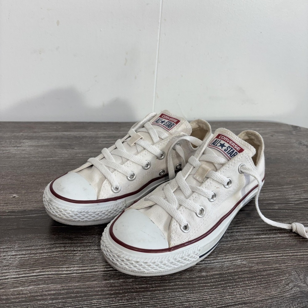 Converse All Star Shoes Womens Size 5 White Classic Canvas Sneaker Low Top M7652